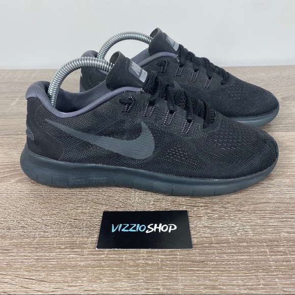 nike free rn 2017 triple black